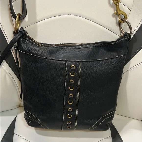 Coach Vintage Chelsea Laced Duffle Bag - Picture 4 of 17